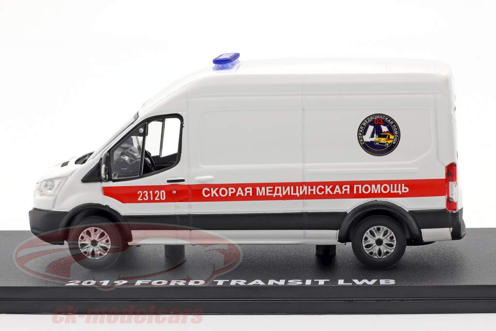 Ford Transit LWB Ambulância St. Petersburgo Ano de construção 2019 Branco 1:43 Greenlight