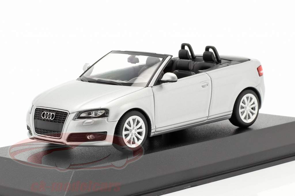 Audi A3 Cabriolet Anno di costruzione 2007 argento metallico 1:43 Minichamps