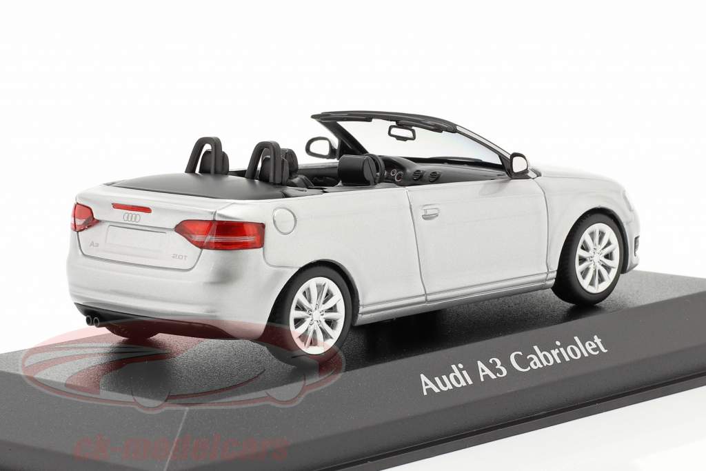 Audi A3 Cabriolet Baujahr 2007 silber metallic 1:43 Minichamps