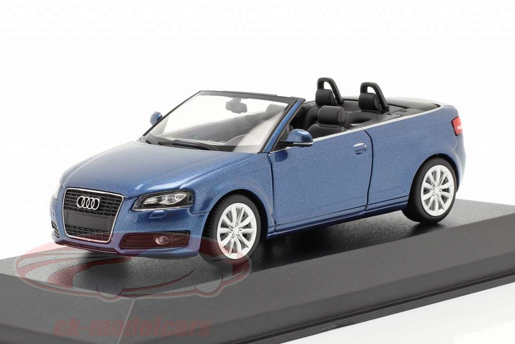 Audi A3 Cabriolet Bouwjaar 2007 blauw metalen 1:43 Minichamps