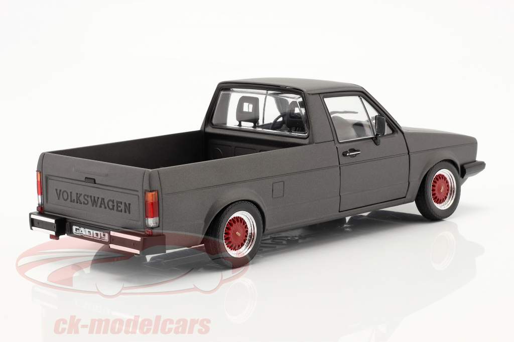 Volkswagen VW Caddy MK1 Custom II Bouwjaar 1982 mat donkergrijs 1:18 Solido
