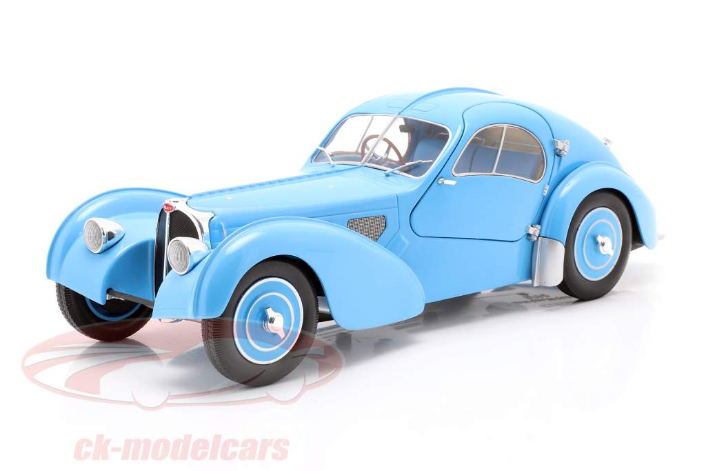 Bugatti Type 57 SC Atlantic Año de construcción 1938 Azul claro 1:18 Solido