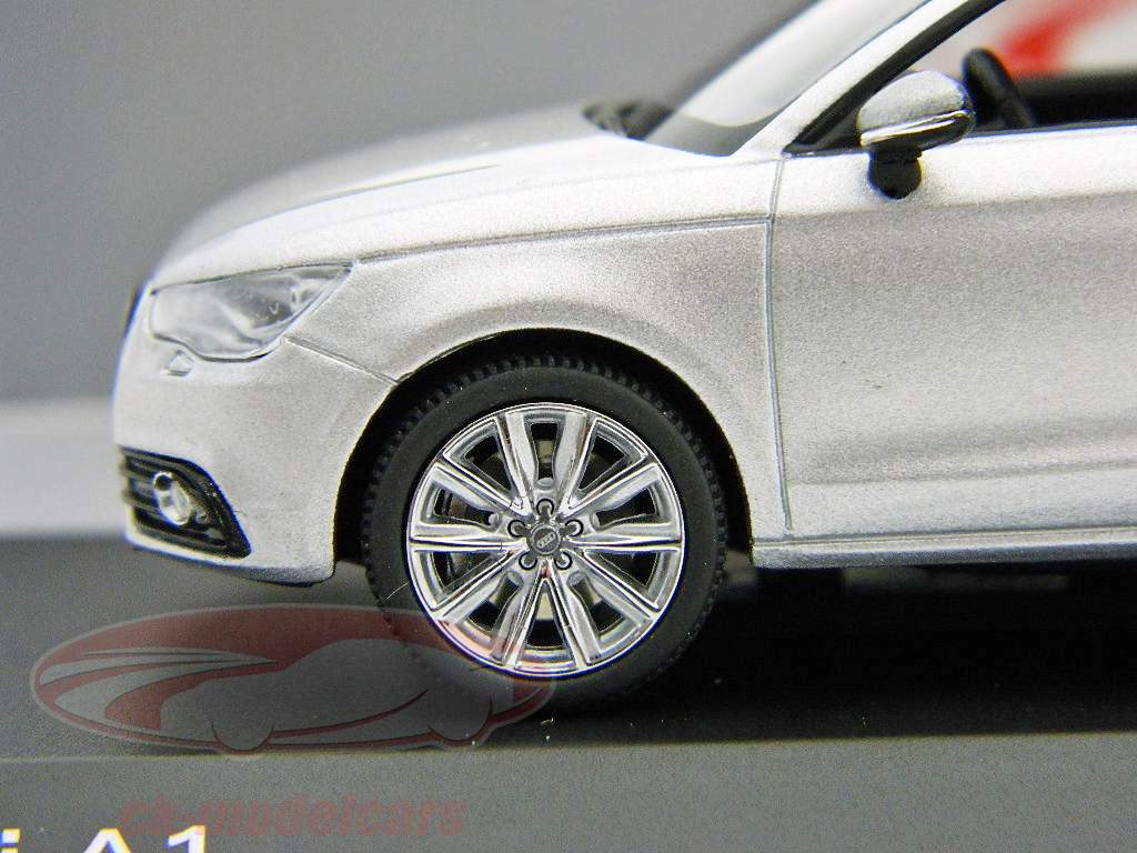 Audi A1 eissilber / is sølv 1:43 Kyosho