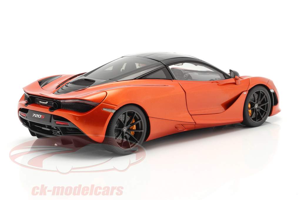 McLaren 720S Année de construction 2017 Orange métallique 1:18 AUTOart