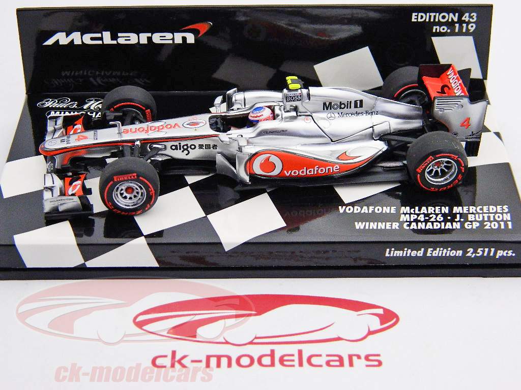 J. Button McLaren MP4-26 Winnaar GP Canada Formule 1 2011 1:43 Minichamps