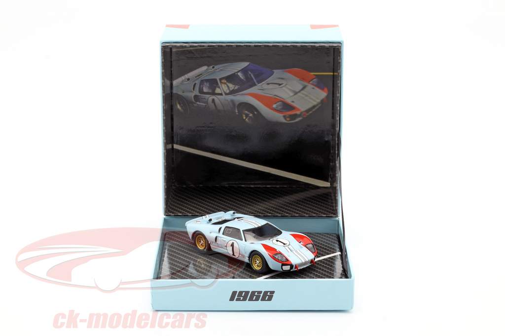 Ford GT40 MK II #1 2nd 24h LeMans 1966 Miles, Hulme 1:43 CMR