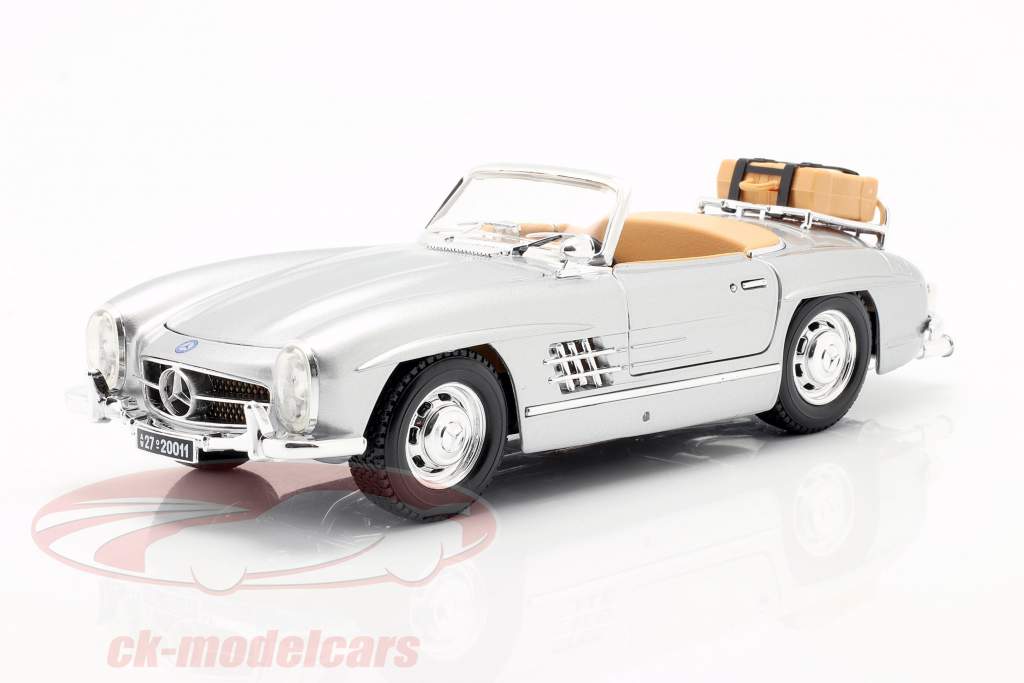Mercedes-300 SL Touring Jaar 1957 zilver 1:18 Bburago