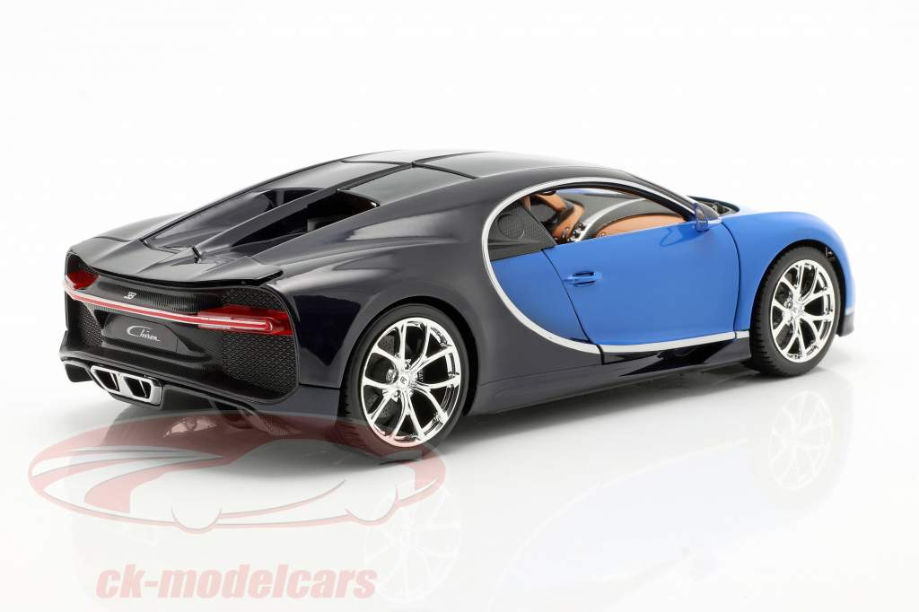 Bugatti Chiron ano 2016 azul / azul escuro 1:18 Bburago