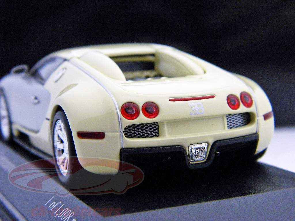 Bugatti Veyron Centenaire построен 2009 хром / хром бежевый / бежевый 1:43 Minichamps