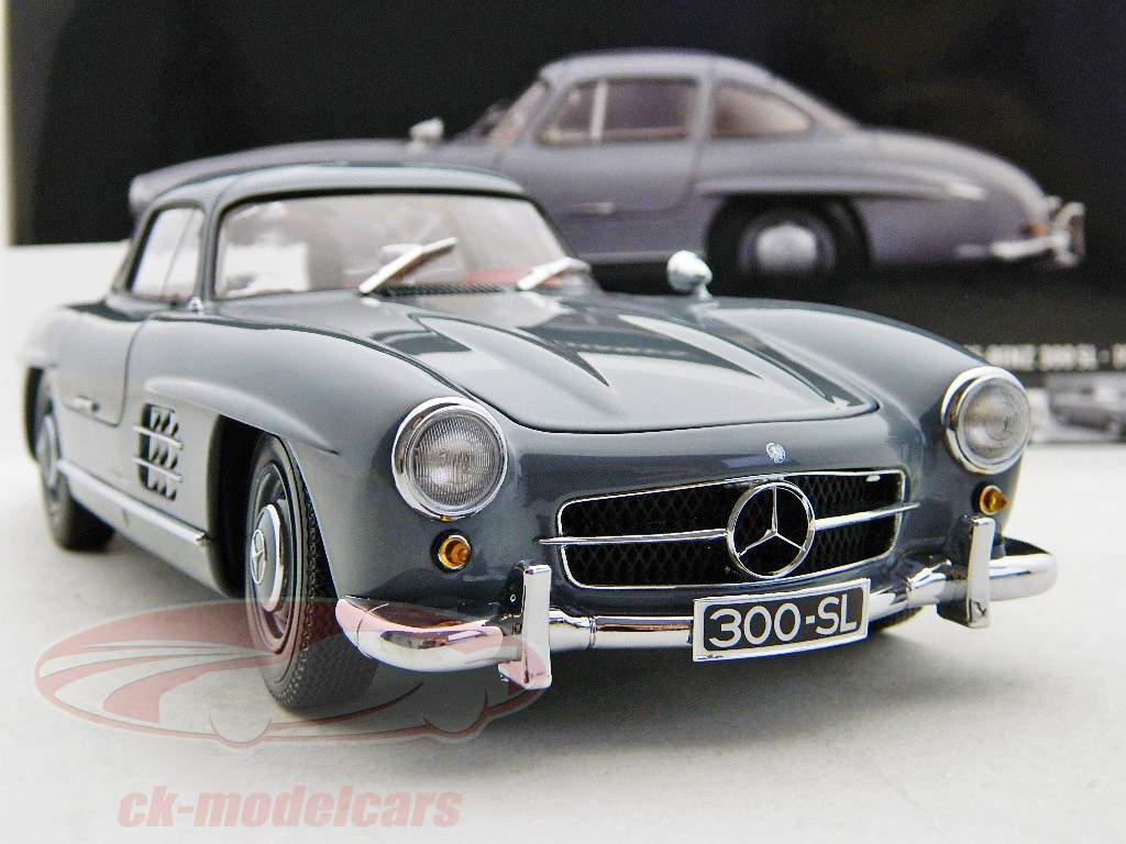 Mercedes-Benz 300 SL Année 1954 gris / blanc Minichamps 1:18