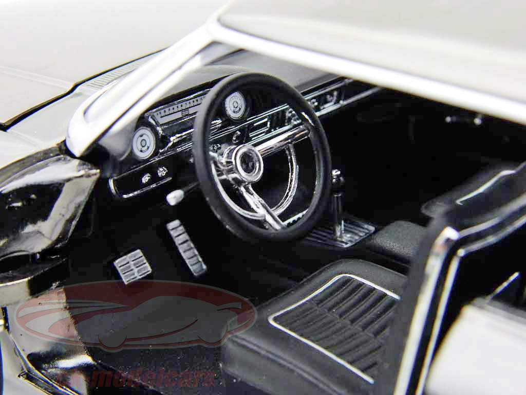 Chrome de construction 1964 Ford Galaxie 500 hommes en noir Film de voitures 3 noir Greenlight 1:18
