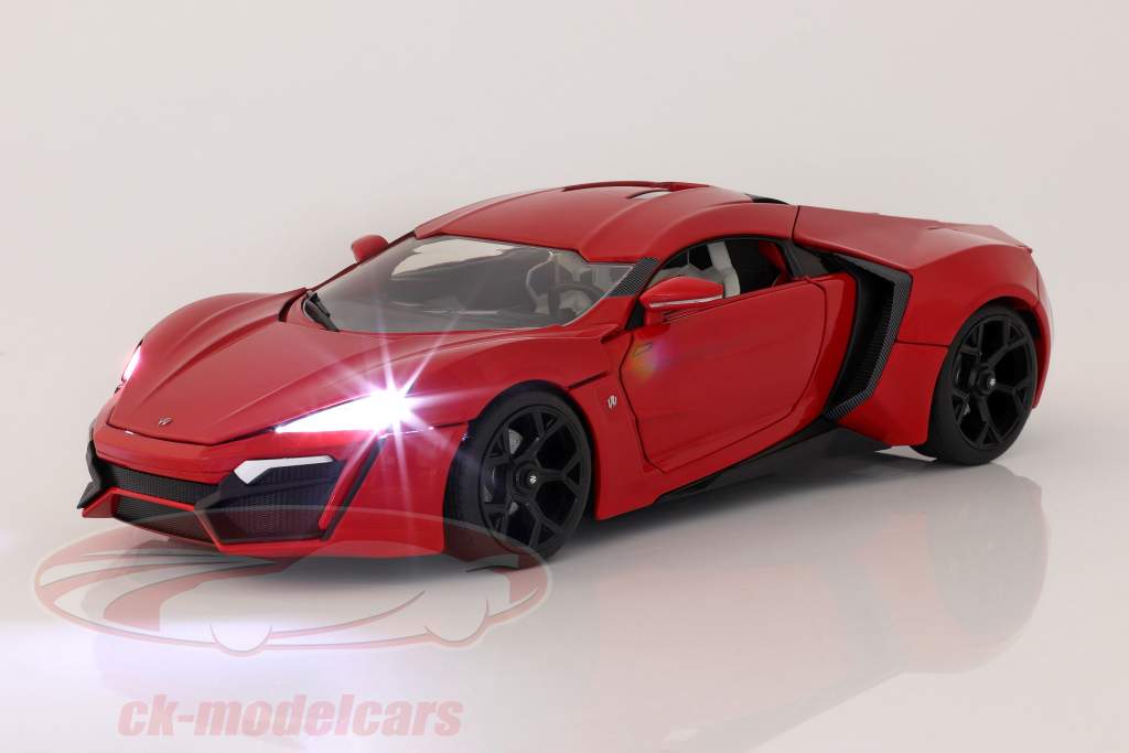 Dom's Lykan Hypersport 2014 Fast & Furious 7 (2015) with figure 1:18 Jada Toys