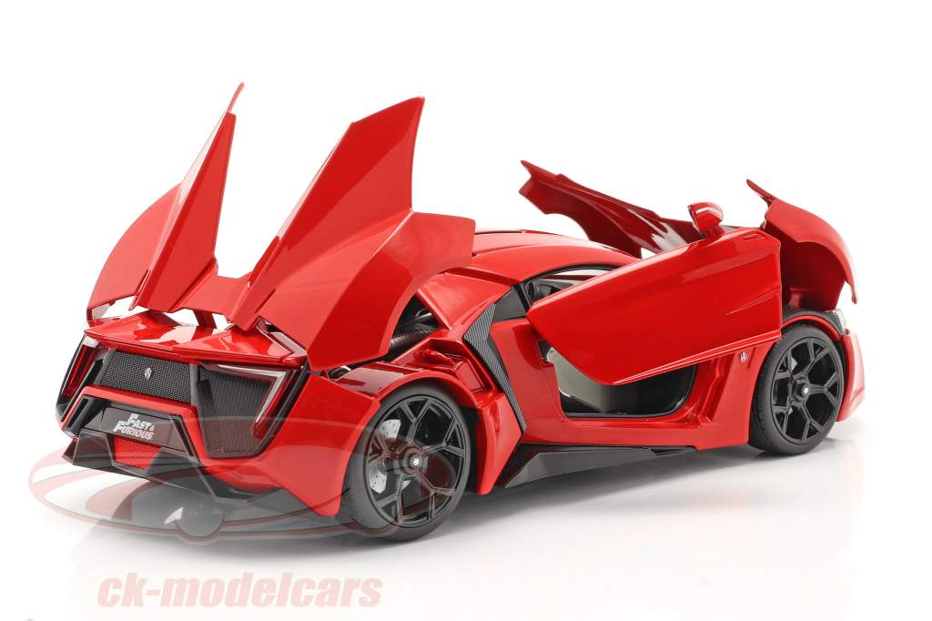 Dom's Lykan Hypersport 2014 Fast & Furious 7 (2015) with figure 1:18 Jada Toys