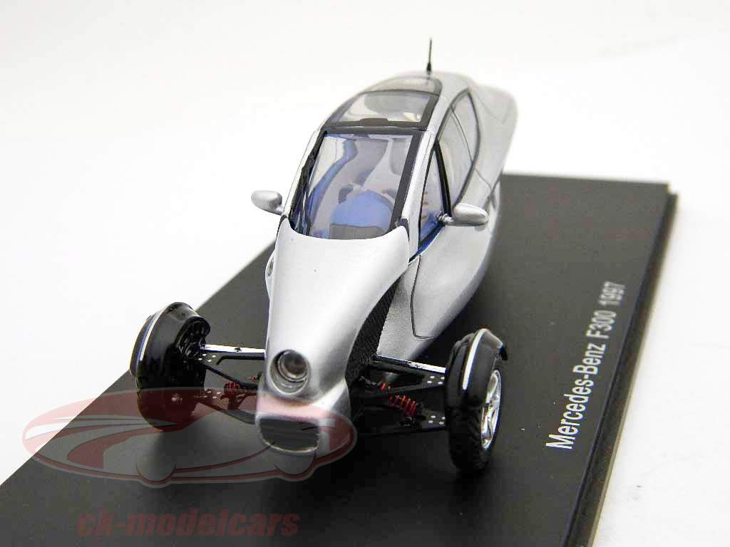 Mercedes-Benz F300 1997 silver 1:43 Spark