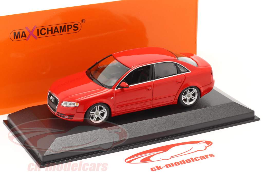 Audi A4 år 2004 rød 1:43 Minichamps