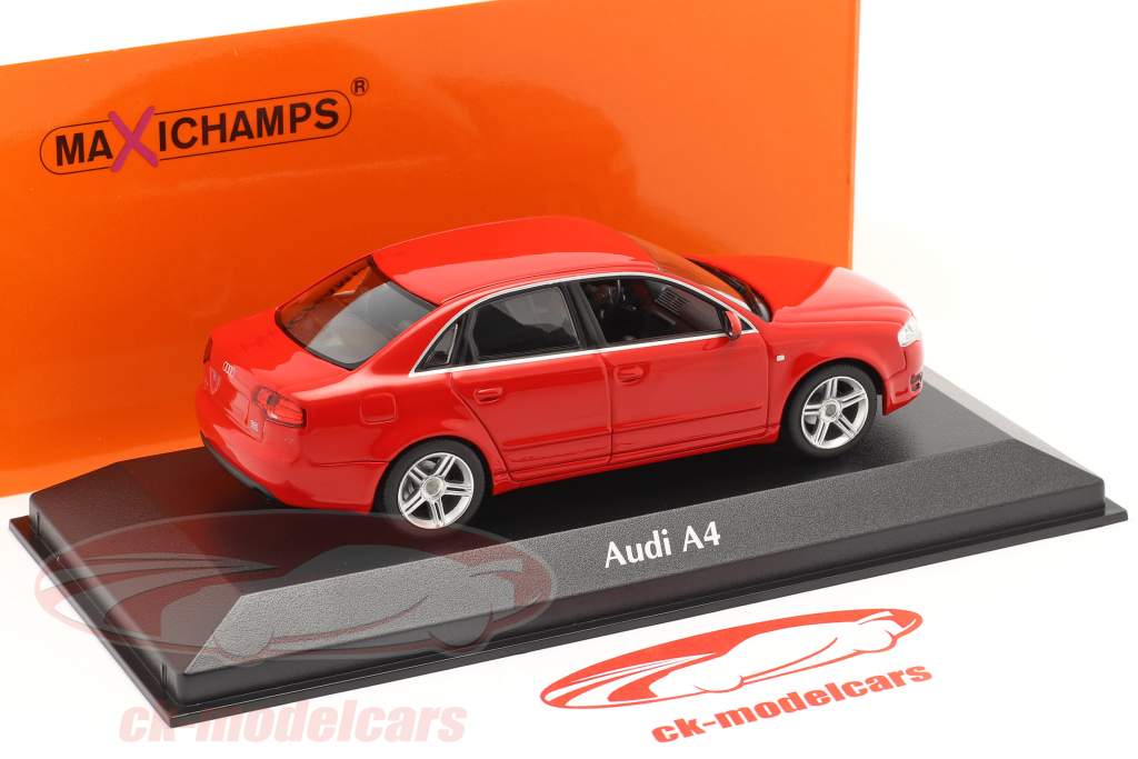 Audi A4 år 2004 rød 1:43 Minichamps