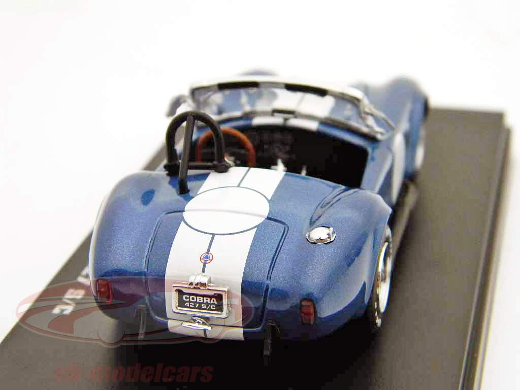 Shelby Cobra 427 S / C sinds 1966 helder blauw-wit metallic 1:43 Kyosho