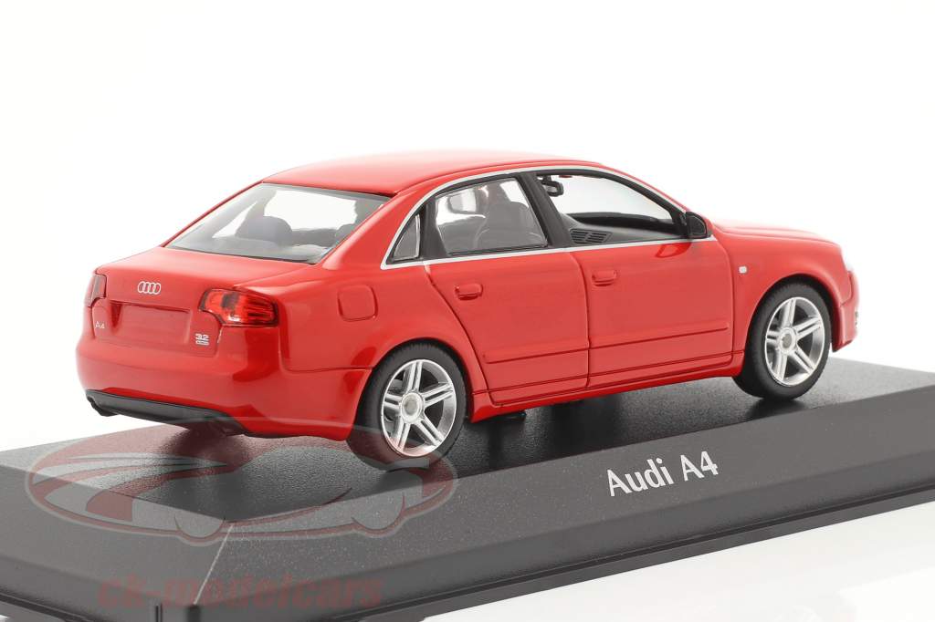 Audi A4 år 2004 rød 1:43 Minichamps