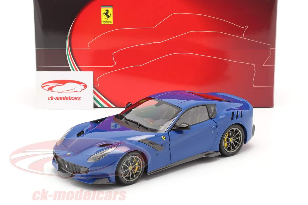 Ferrari F12 TDF Año de construcción 2015 azzurro dino azul 1:18 BBR