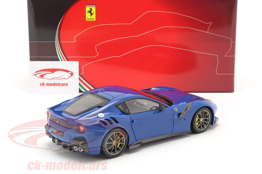 Ferrari F12 TDF Año de construcción 2015 azzurro dino azul 1:18 BBR