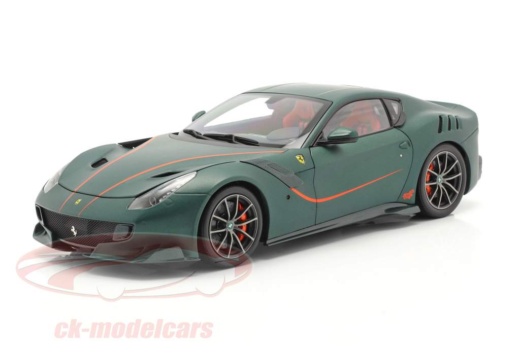 Ferrari F12 TDF Bouwjaar 2015 opaco groen 1:18 BBR