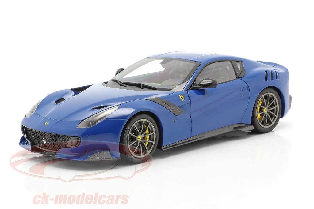 Ferrari F12 TDF Año de construcción 2015 azzurro dino azul 1:18 BBR