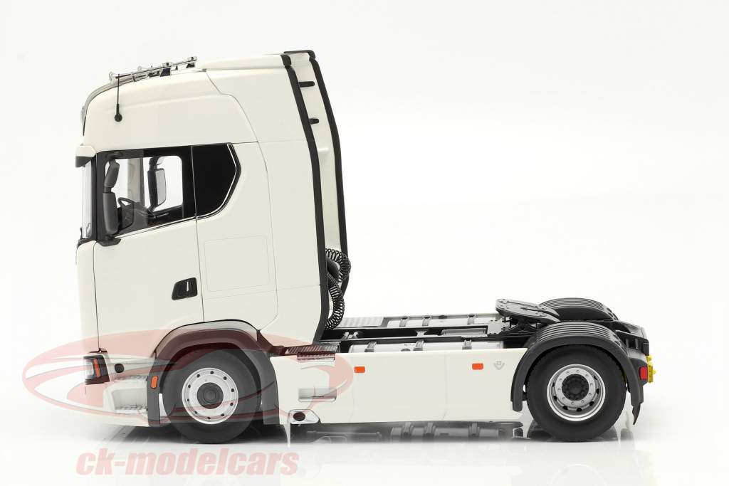 Scania V8 730S 4x2 Truck white 1:18 NZG