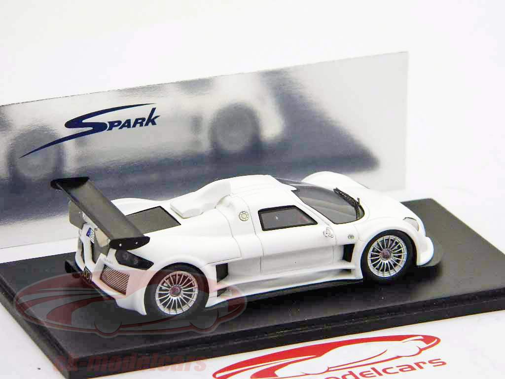 Gumpert Apollo modèle 2005 blanc / blanc Spark 1:43