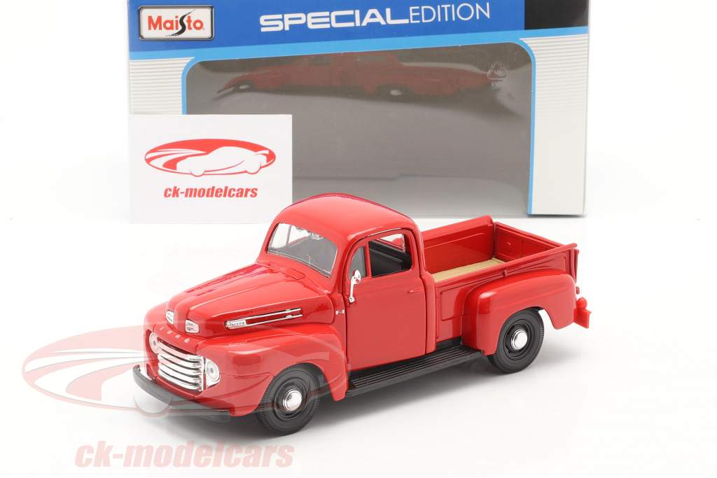 Ford F1 Pick-Up year 1948 red 1:24 Maisto
