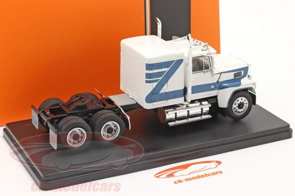Ford LTL-9000 卡车 建设年份 1978 白色 / 蓝色 1:43 Ixo