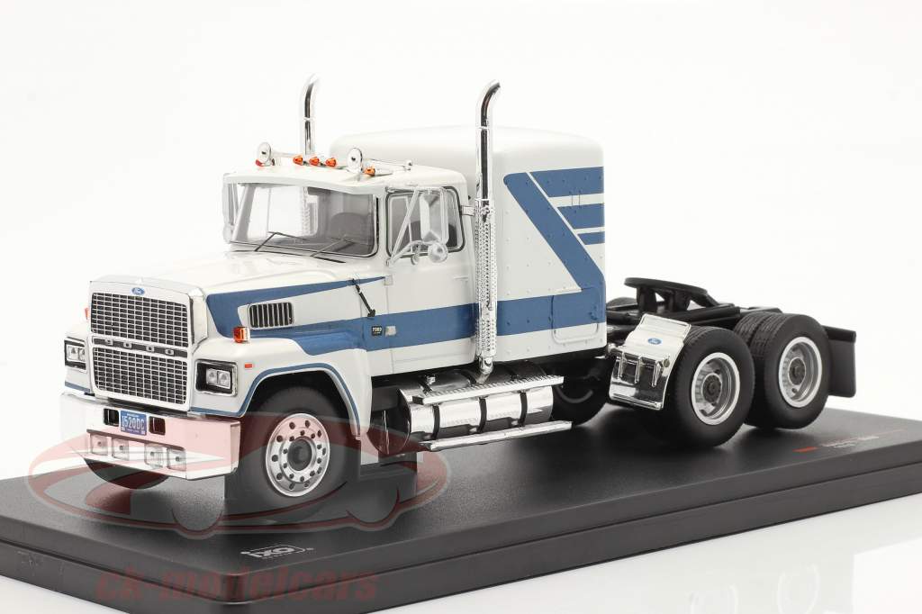 Ford LTL-9000 卡车 建设年份 1978 白色 / 蓝色 1:43 Ixo