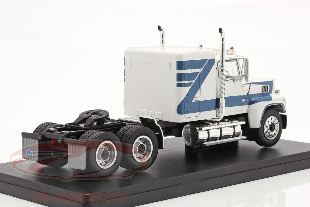 Ford LTL-9000 Lastbil Byggeår 1978 hvid / blå 1:43 Ixo