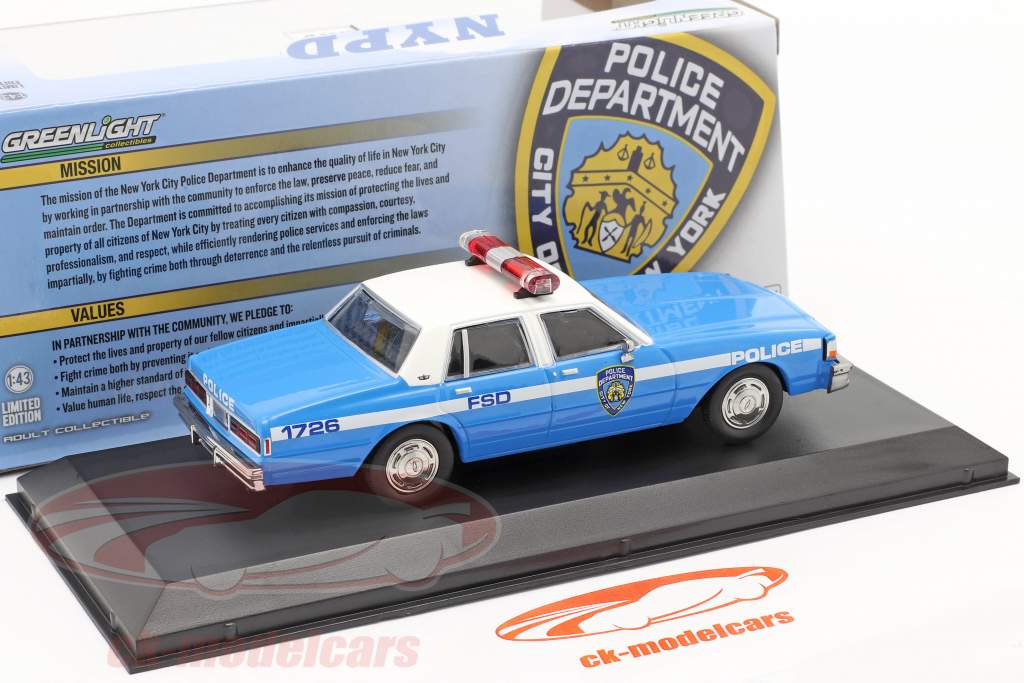 Chevrolet Caprice NYPD 1990 blue / white 1:43 Greenlight