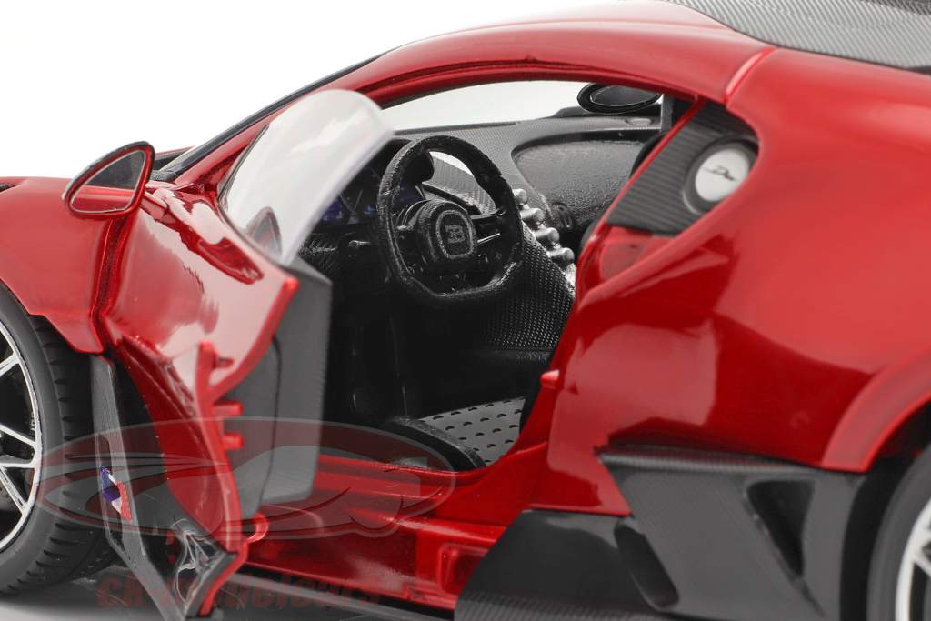 Bugatti Divo Anno di costruzione 2018 rosso / nero 1:18 Bburago