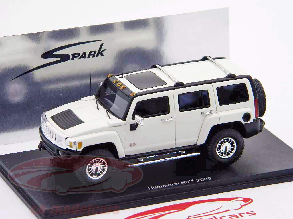 Hummer H3 Bj. 2006 weiß / white 1:43 Spark