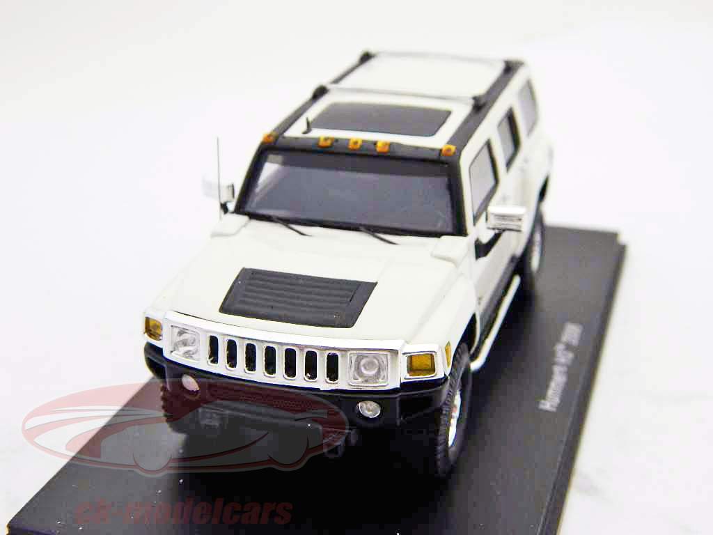 Hummer H3 2006 white 1:43 Spark