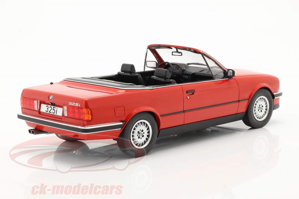 BMW 3-series series (E30) Cabriolet Year 1985 red 1:18 ModelCar Group
