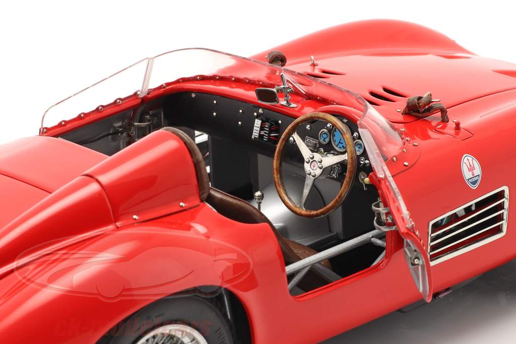 マセラティ300 Sレーシングカーイヤー1956赤1時18 CMC
