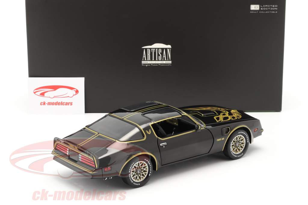 Pontiac Firebird Trans Am Anno di costruzione 1977 nero / oro 1:18 Greenlight