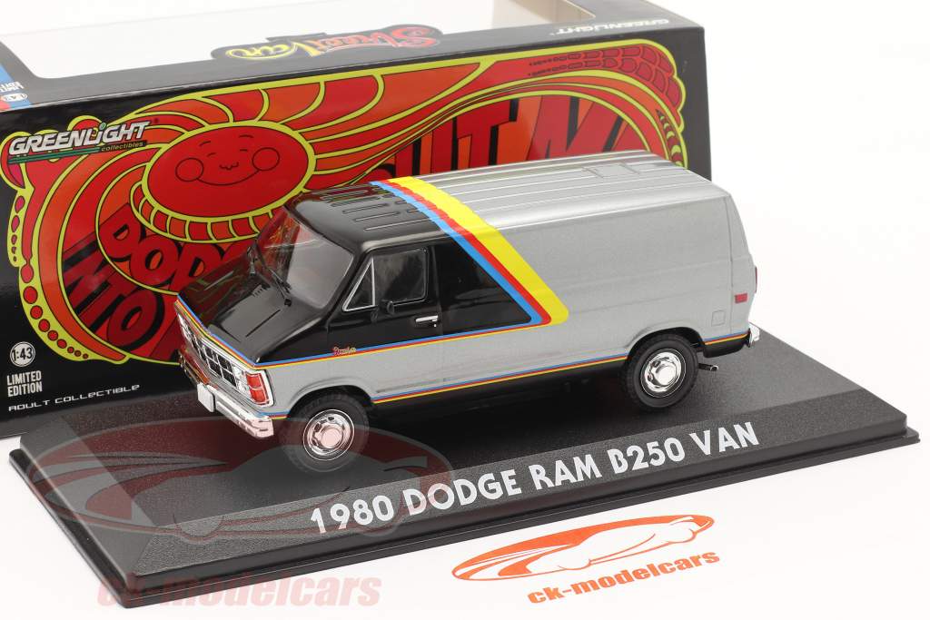 Dodge RAM B250 Van Byggeår 1980 sølv / sort med striber 1:43 Greenlight