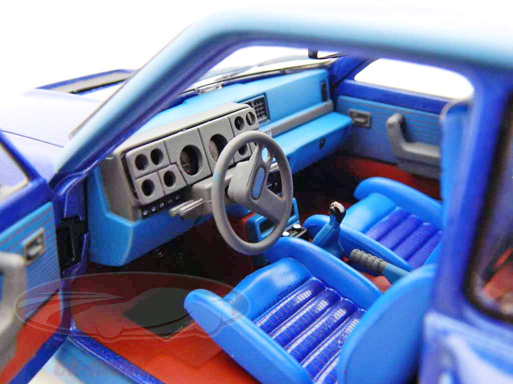 Renault 5 Turbo 2 blau / blue metallic 1:18 UH Universal Hobbies