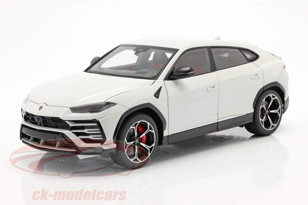 Lamborghini Urus year 2018 white metallic 1:18 AUTOart