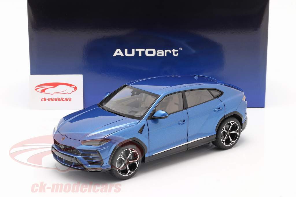 Lamborghini Urus year 2018 blue metallic 1:18 AUTOart