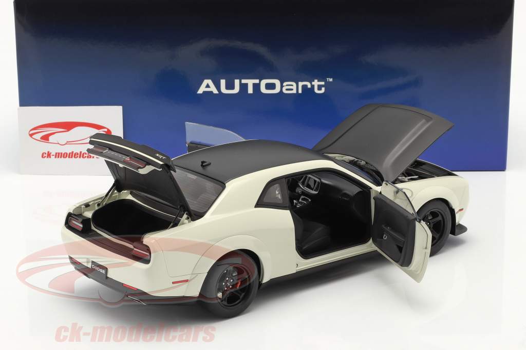 Dodge Challenger SRT Demon Anno di costruzione 2018 bianca / nero 1:18 AUTOart