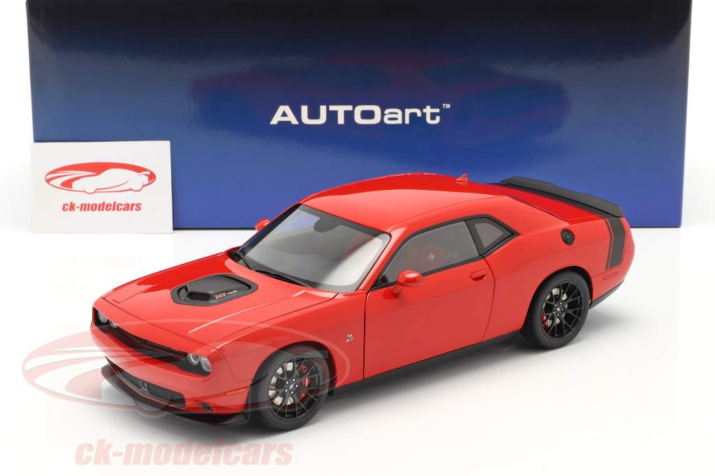 Dodge Challenger 392 HEMI Scat Pack Shaker 2018 rød 1:18 AUTOart