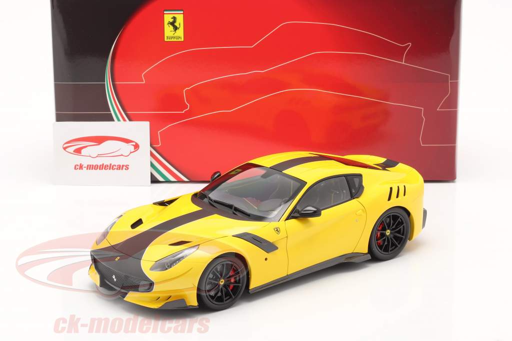 Ferrari F12 TDF Год постройки 2015 modena желтый / чернить 1:18 BBR