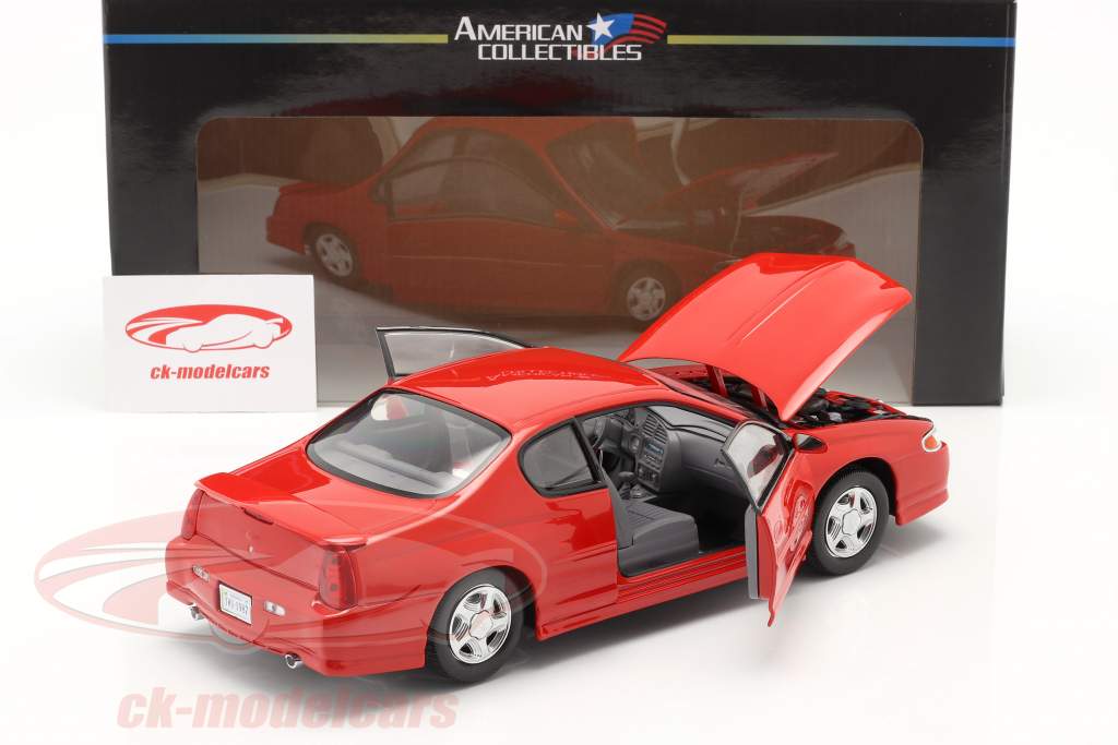 Chevrolet Monte Carlo SS año 2000 rojo 1:18 SunStar