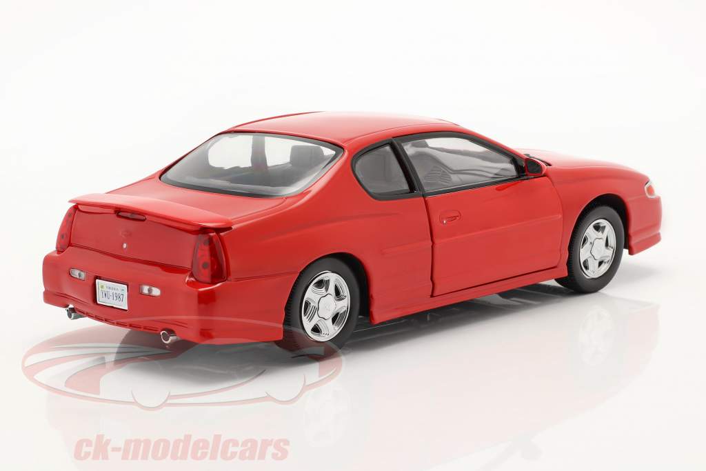 Chevrolet Monte Carlo SS anno 2000 rosso 1:18 SunStar