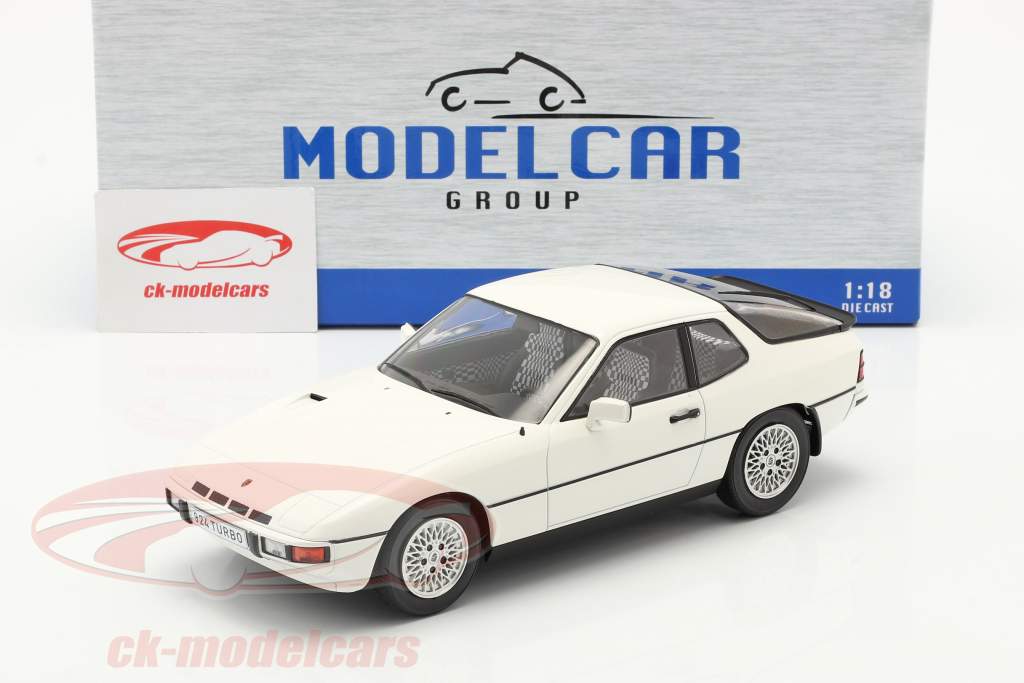 Porsche 924 Turbo Ano de construção 1979 branco 1:18 ModelCar Group