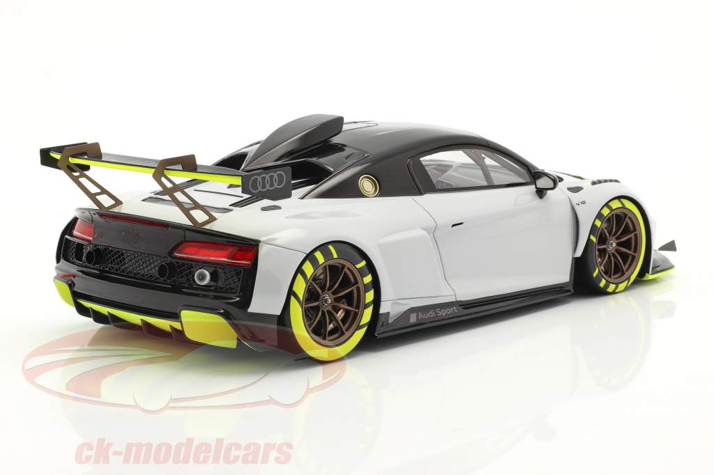Audi R8 LMS GT2 Presentation Car 2020 gris / negro / amarillo 1:18 Spark